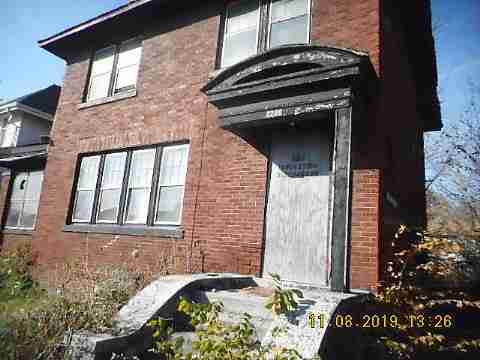 2220 Collingwood (6)_m.jpg